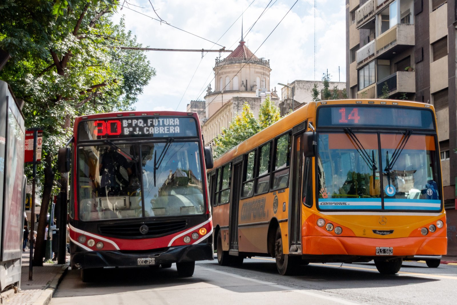 Colectivo en la Vélez Sarsfield, Córdoba