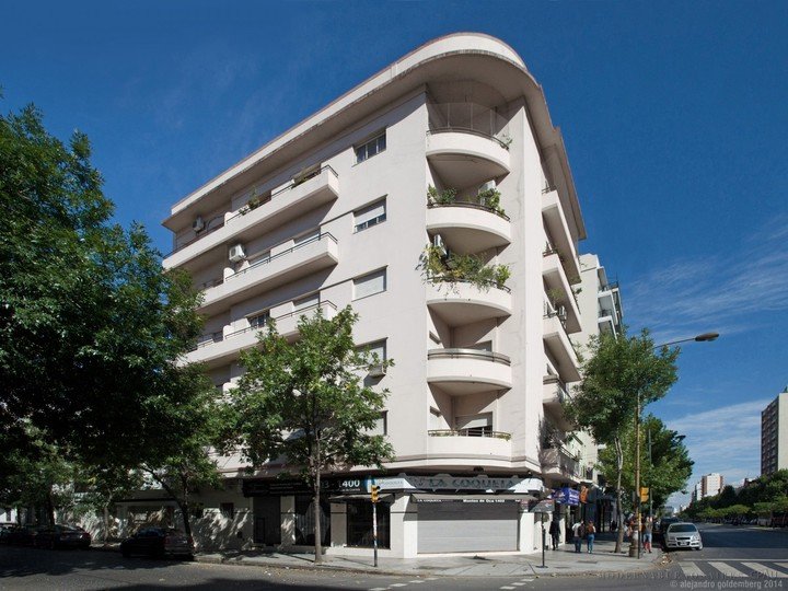 Edificios modernos en la ciudad de Buenos Aires