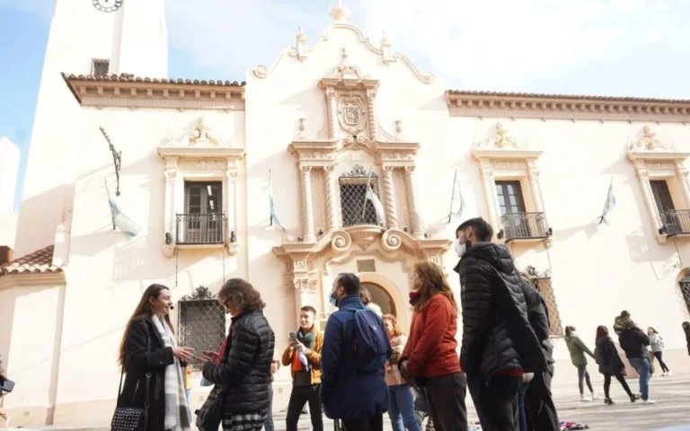 Qué es el perfil del turista según la OMT en Córdoba, Argentina