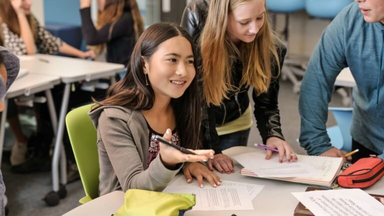 Cómo comunicarse con la Universidad Siglo 21 en Córdoba, Argentina