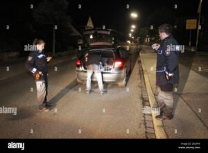 flensburg alemania en la noche a patrullar con la policia flensburg d6xp94