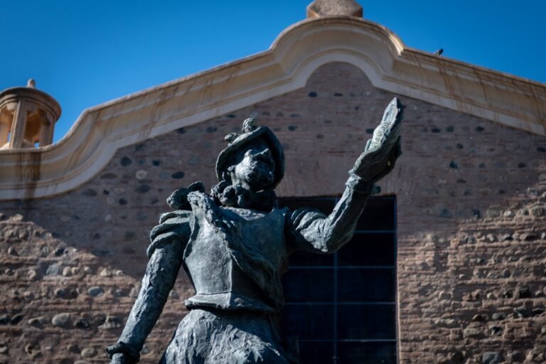 Jerónimo Luis de Cabrera: El Fundador de Córdoba, Argentina