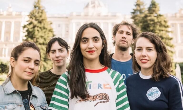 Qué tipos de ligas para el pelo son mejores para tu peinado