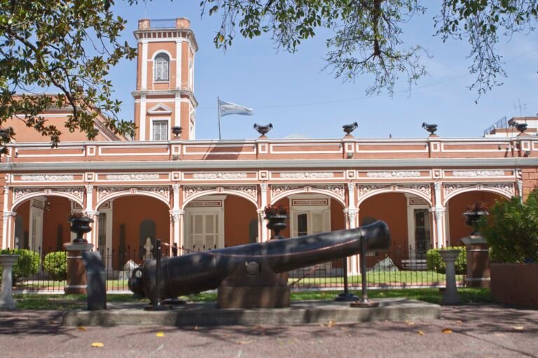 Qué atracciones y exposiciones ofrece el Museo Histórico del Norte
