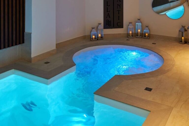 Qué servicios ofrece el Spa Villa del Parque para una experiencia relajante